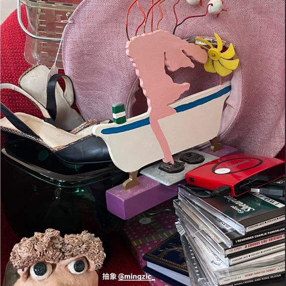 Valentino shoebox size as it is for women - Picture 5 of 9